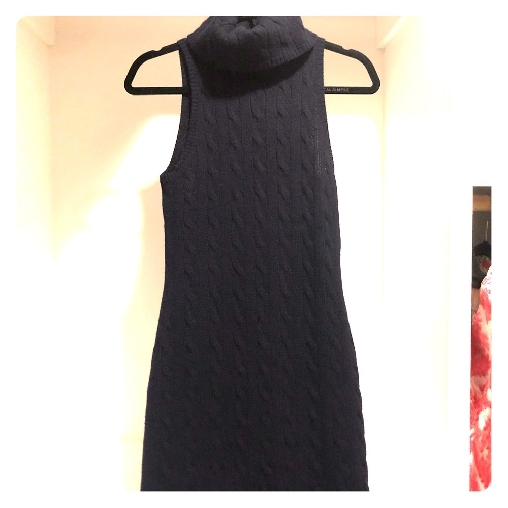 Gorgeous Sleeveless Cable Knit Dress